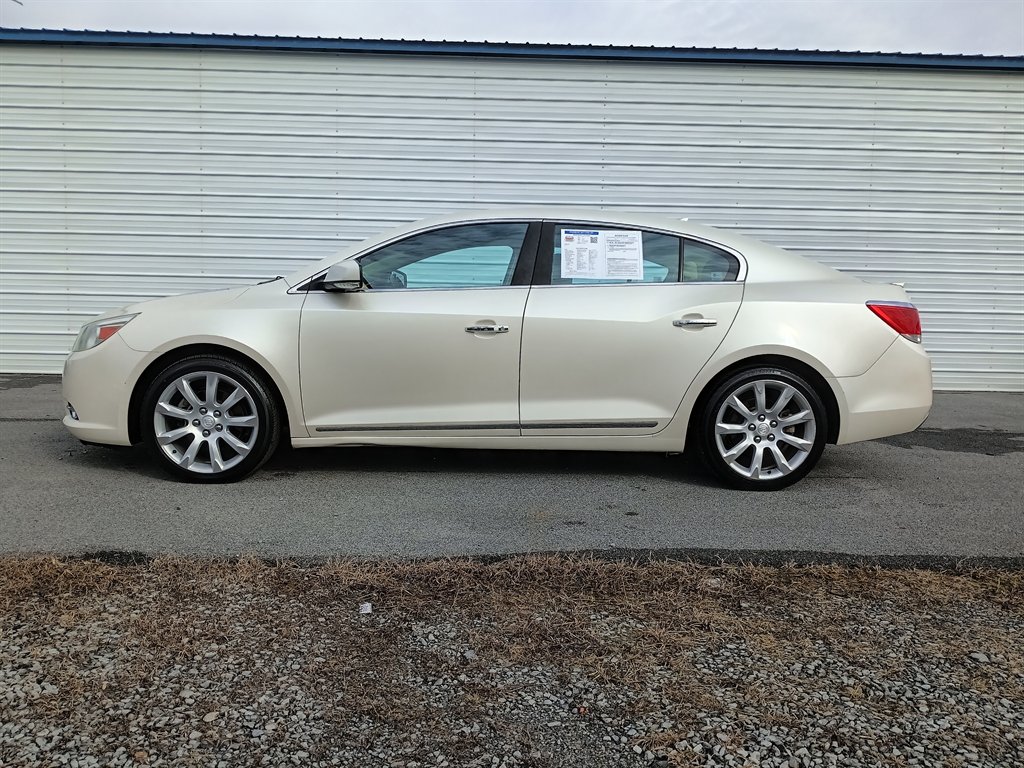 2010 Buick LaCrosse CXS's photo
