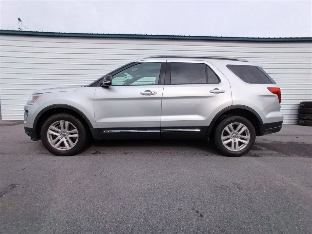 2018 Ford Explorer XLT's photo