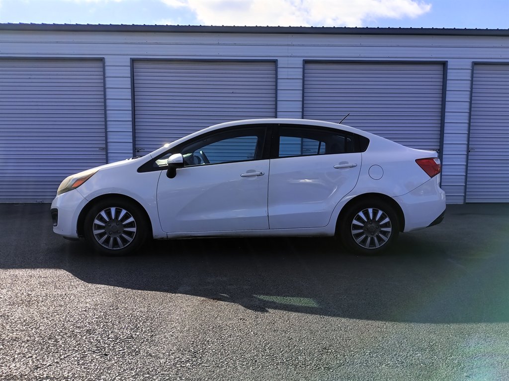 2013 Kia Rio LX's photo