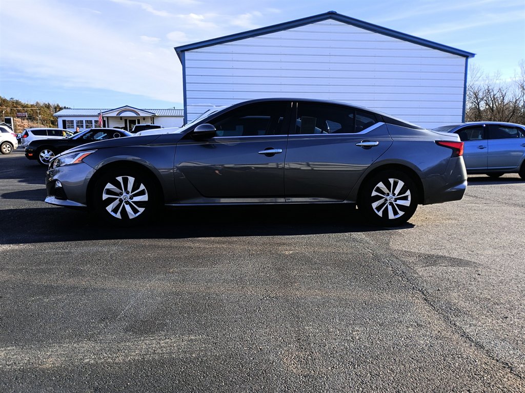 2019 Nissan Altima S