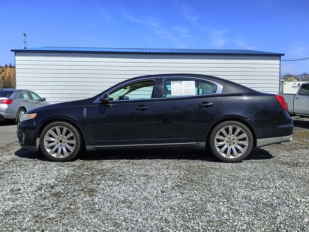 2010 Lincoln MKS Base