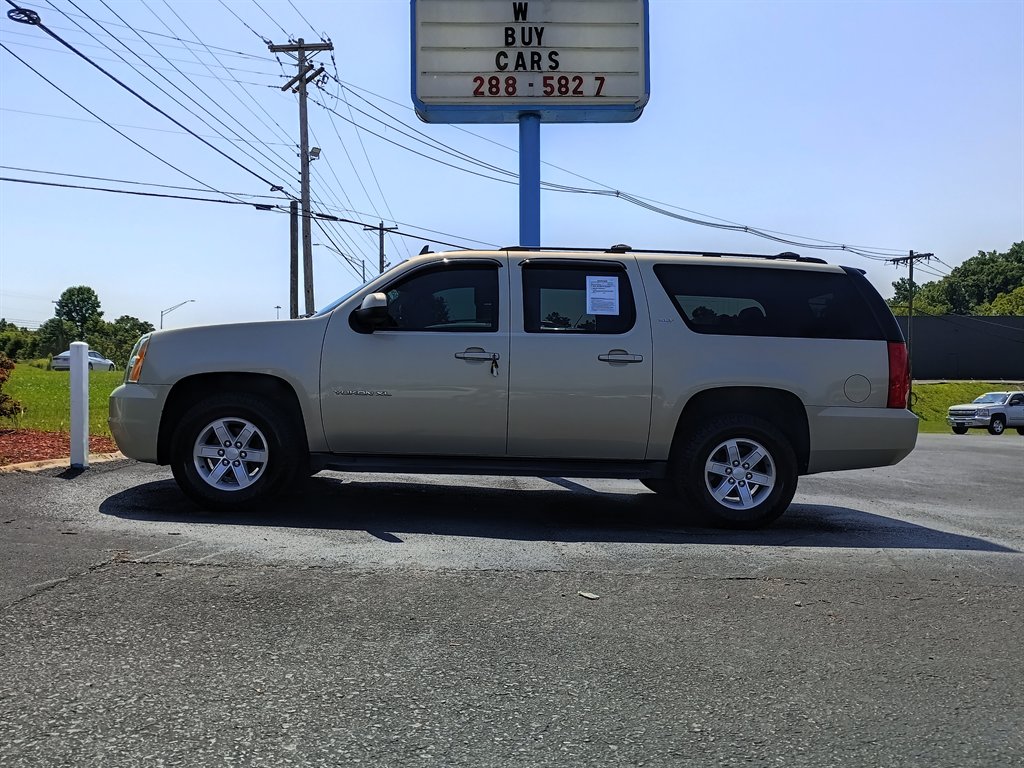 2012 GMC Yukon 4WD 1/2 Ton SLT (4SA)'s photo