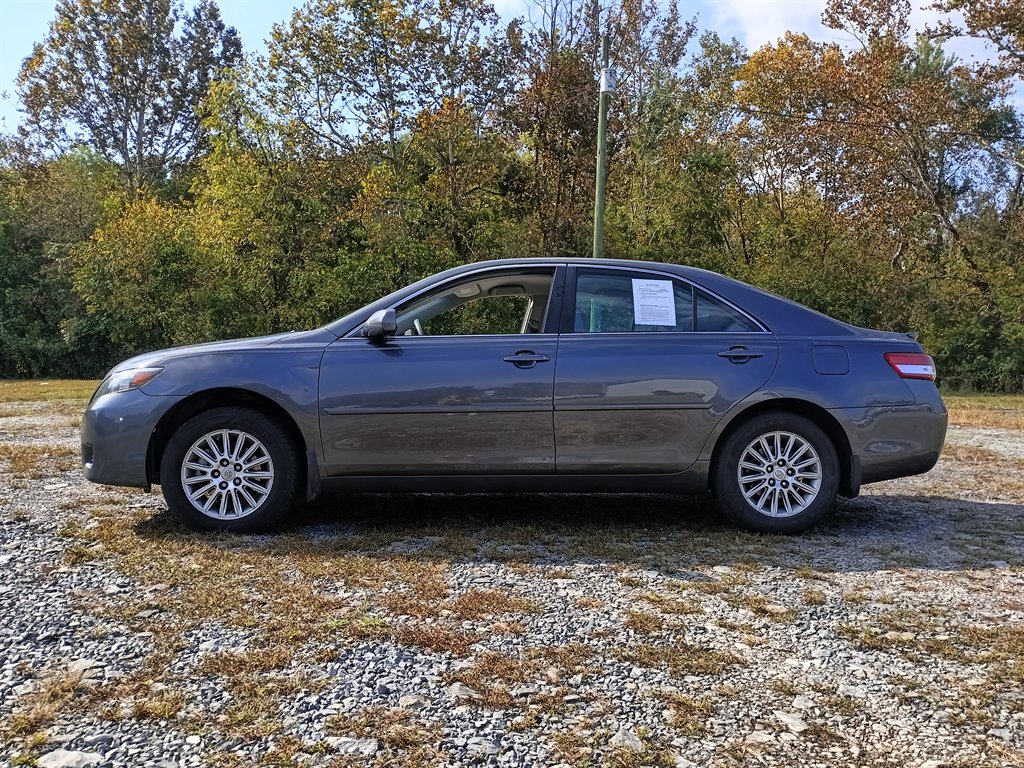 2010 Toyota Camry LE