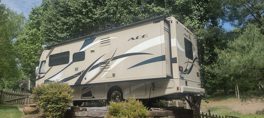 2016 Ford F-53 / F-59's photo